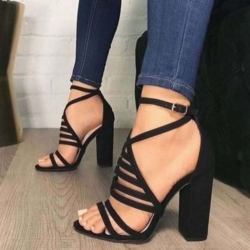 Sandália Salto Strap